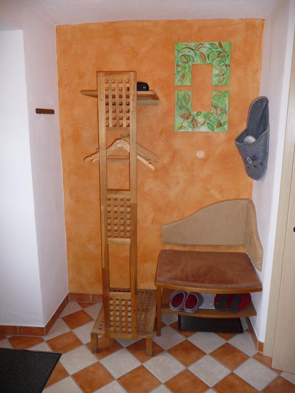 Biohof Weissensteiner Apartment Ullrichs Room photo